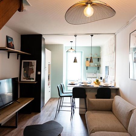 Charmant Duplex Анже Екстериор снимка