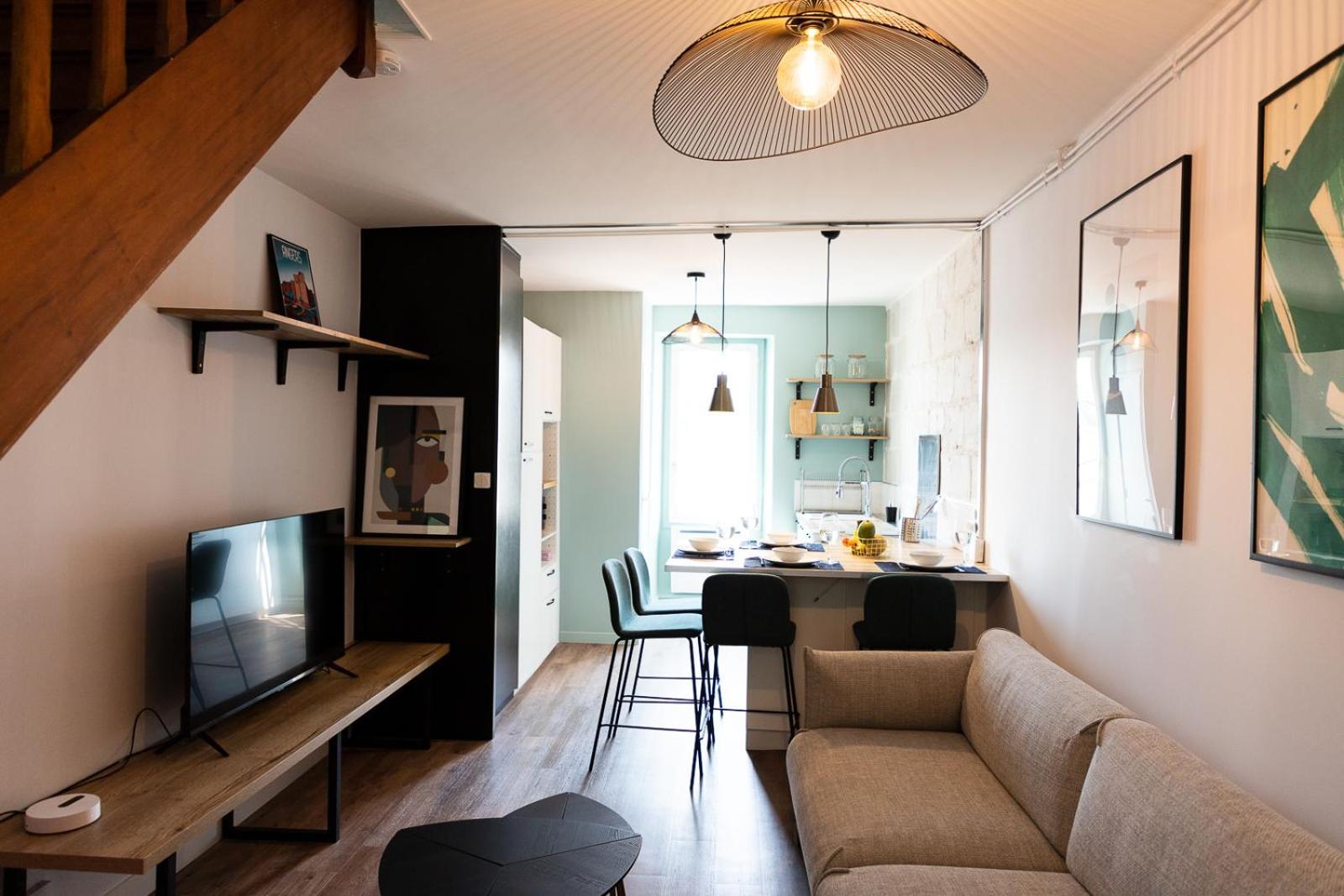 Charmant Duplex Анже Екстериор снимка